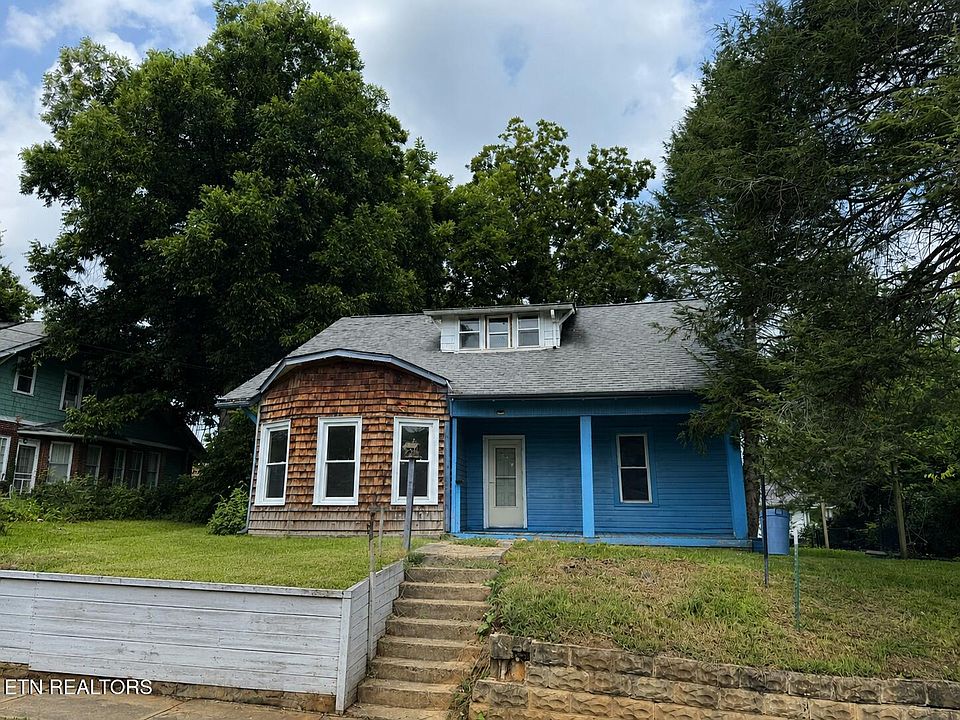 1st image of 131 Lincoln Ave