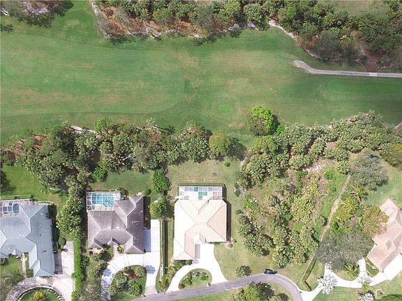 3rd image of 5845 Turnberry Ln