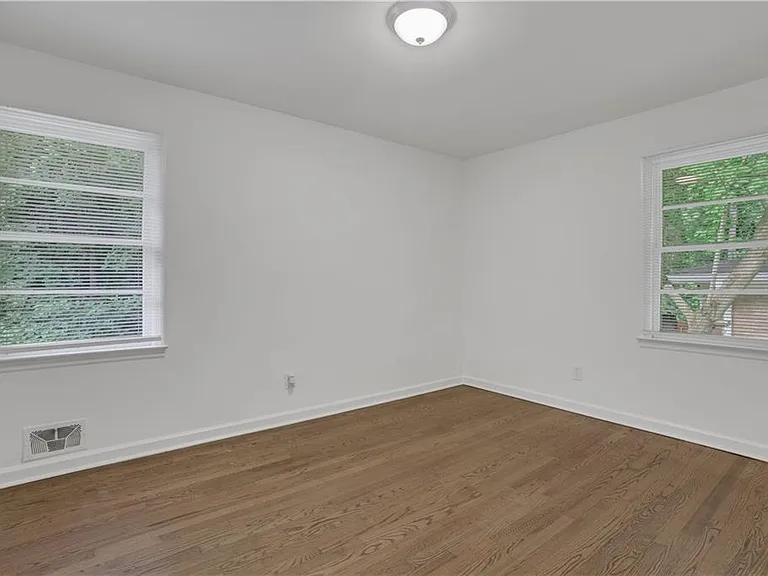1982 Rena Cir SW — Photo 20