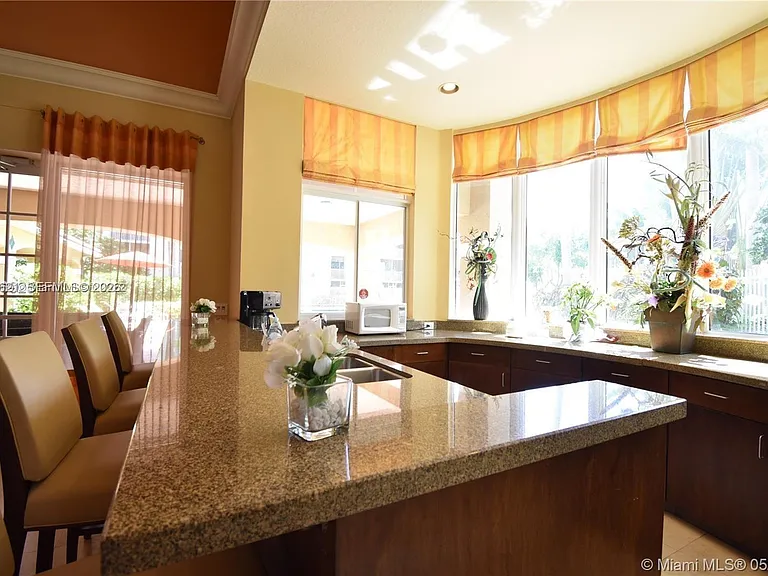 440 S Park Rd #109 — Photo 24