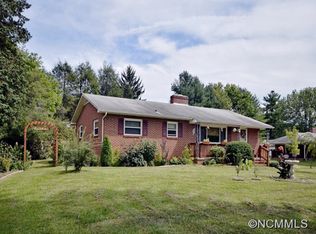 43 Hill Top Rd, Canton, NC 28716