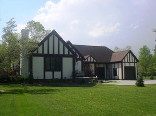 8140 Salt Rd, Clarence Center, NY 14032