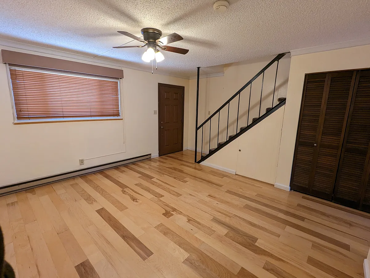 Living Room - 71 Park Ln #C