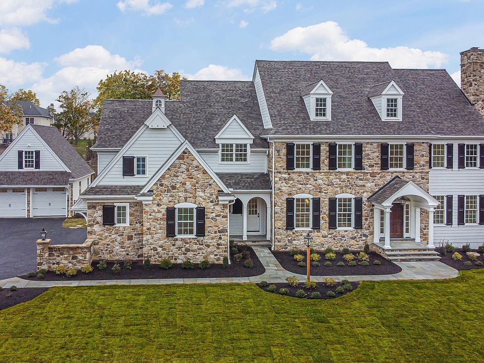 2 Oakland Rd West Chester PA Zillow