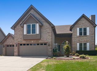 2116 Yellowstar Ln, Naperville, IL 60564