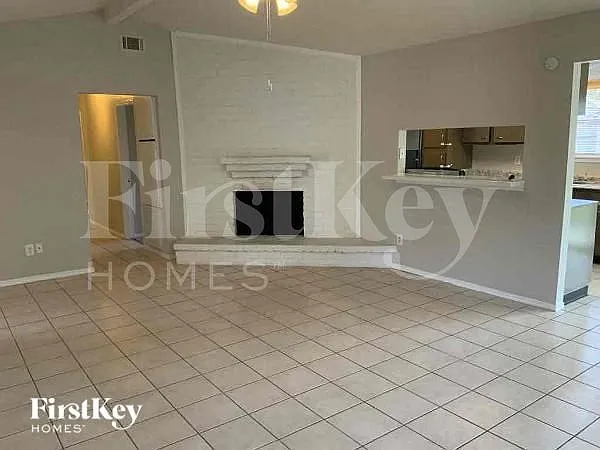 9819 Kiwi Ln — Photo 4