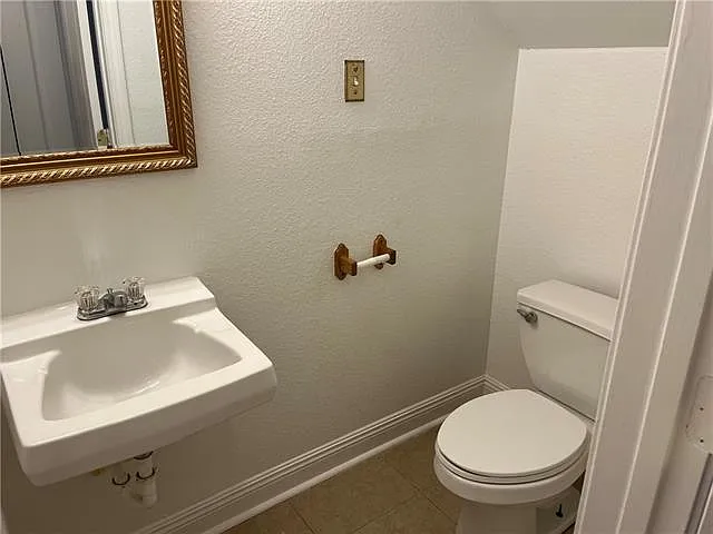 228 Jewel St #2 — Photo 6