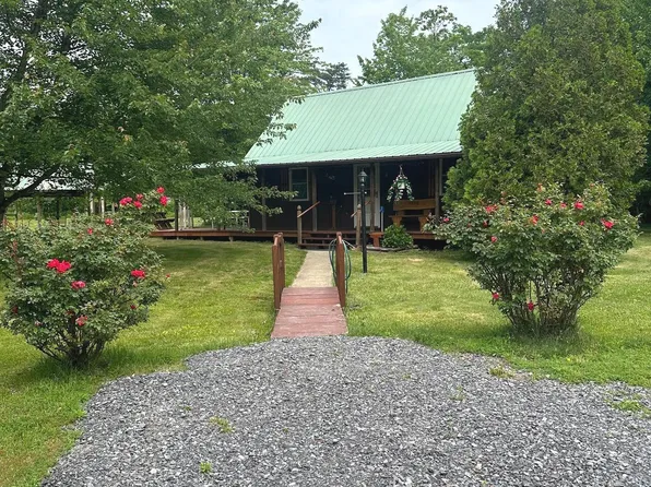 11475 Punch Bowl Rd, Mercersburg, PA 17236