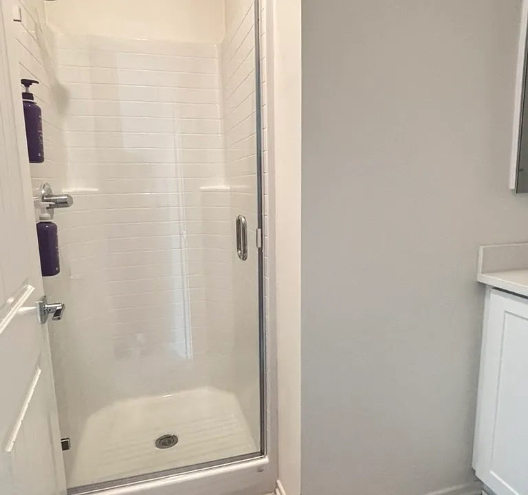 1808 Julie Dr