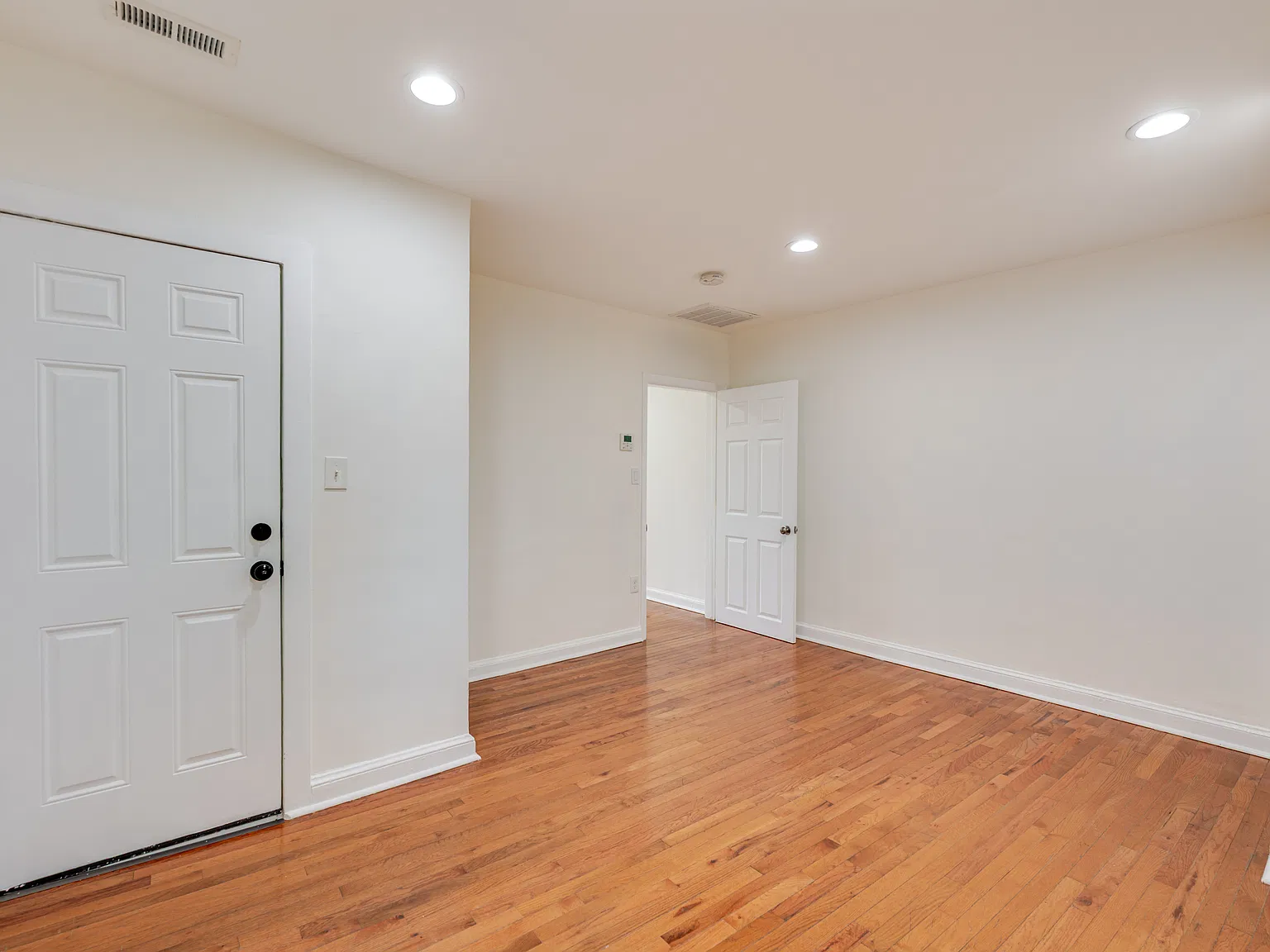 1 bed, $1,700 — Photo 4