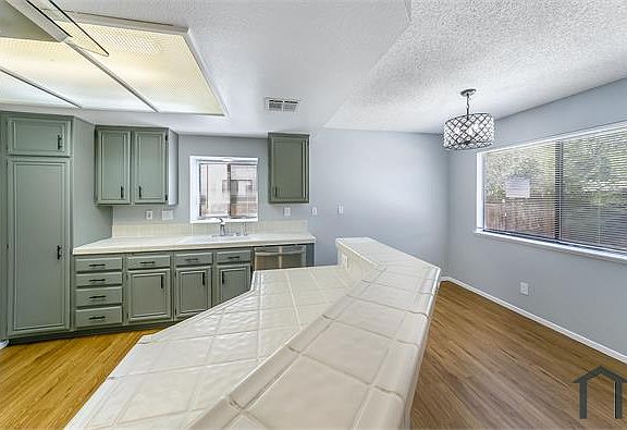 4th image of 4255 E Avenue Q12