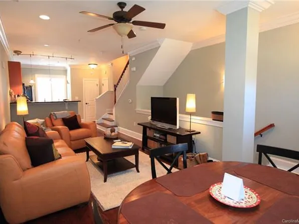 100 N Laurel Ave APT 115, Charlotte, NC 28207