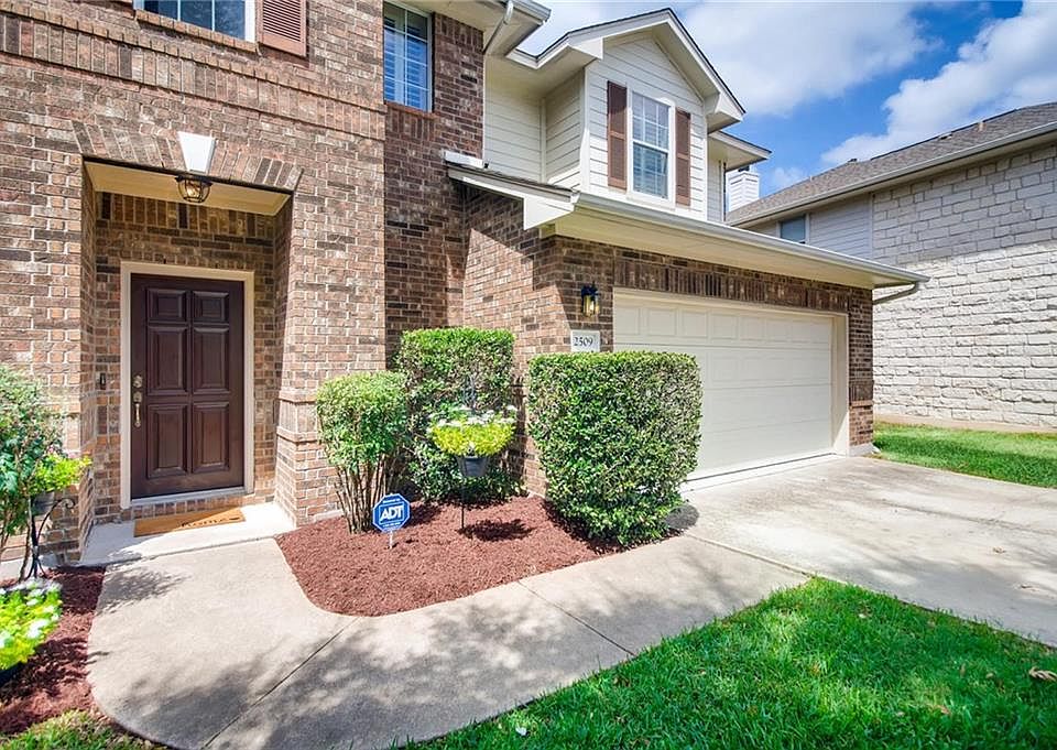 2nd image of 2509 Texan Dr