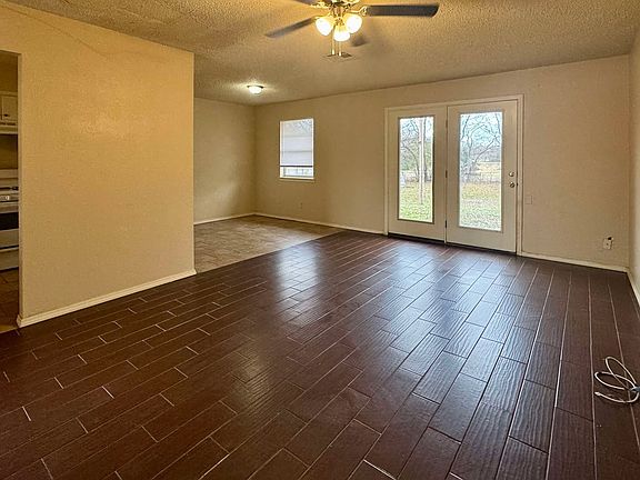 3rd image of 25418 S Woodall Dr
