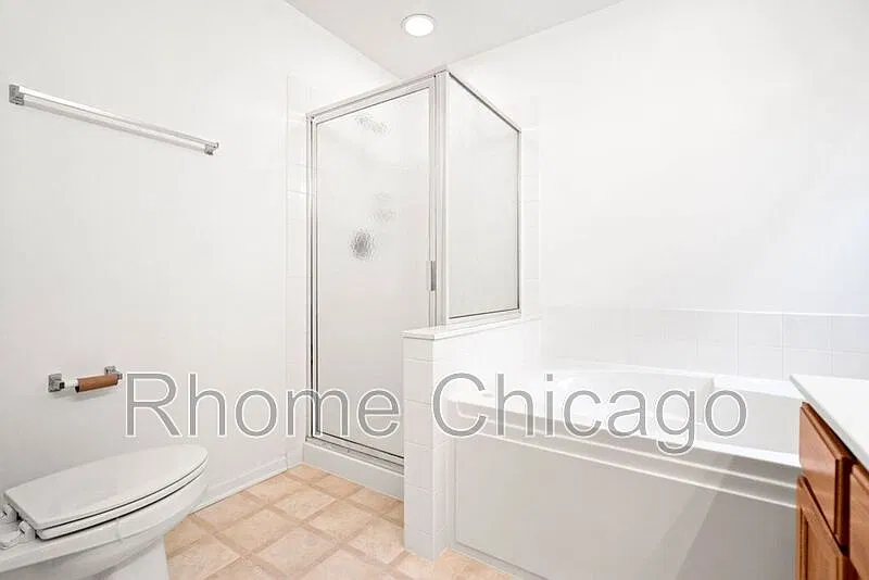 2 bed, 2.5 bath, $2,050 — Photo 3