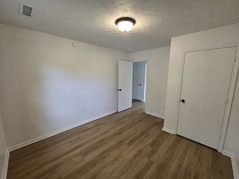 23 Deer Creek Dr #C — Photo 8