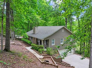 307 Robertson Rd, Dawsonville, GA 30534