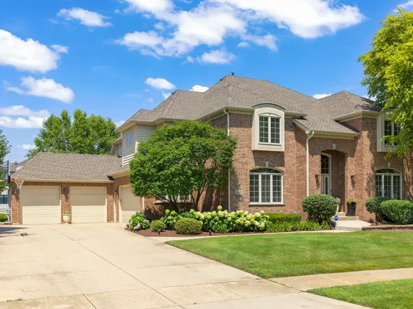 4544 Corktree Rd, Naperville, IL 60564