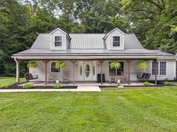 7275 N Ferry Rd, Bloomfield, IN 47424