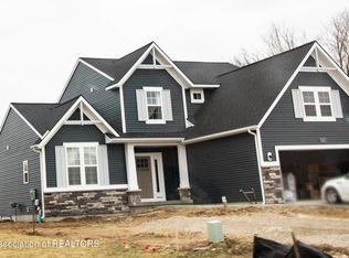 8382 Yellowstone Ln, Lansing, MI 48917