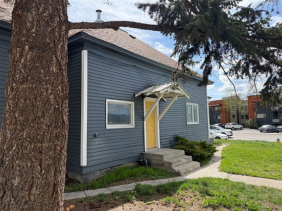3rd image of 1138 Toole Ave