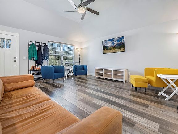 5th image of 52 Belgravia Dr