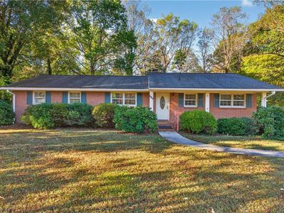 205 Tangle Dr, Jamestown, NC, 27282