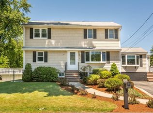 11 Hayden Rd, Billerica, MA 01821