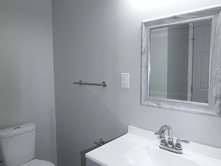 1529 Texas Dr — Photo 11