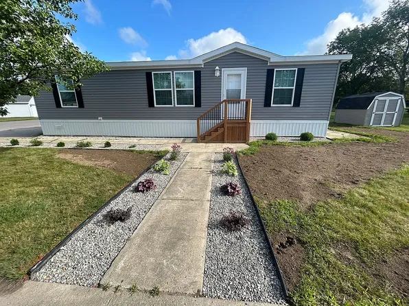 1 Superior Trl, Swartz Creek, MI 48473