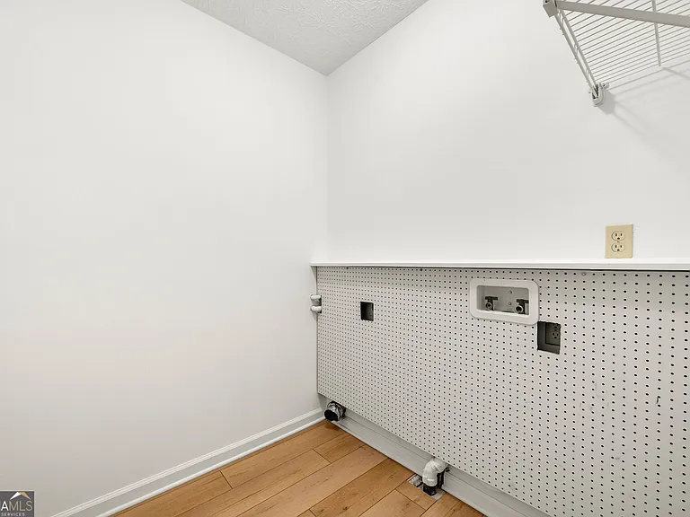 503 Waterwood Bnd — Photo 6