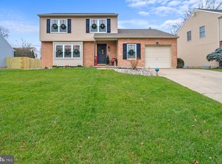 8 Jaymar Blvd, Newark, DE 19702