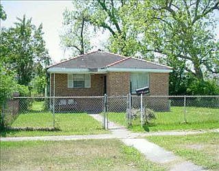 1st image of 1517 Diana St
