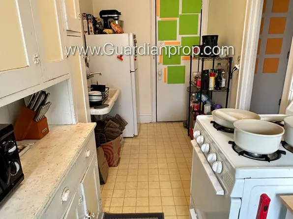 2876 Humboldt Ave S APT 308, Minneapolis, MN 55408