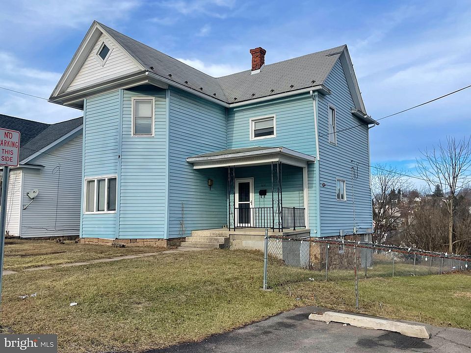 1st image of 164 E College Ave