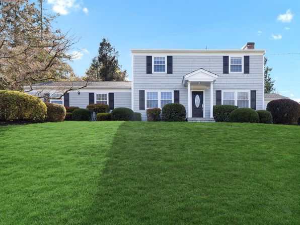 19 Courtmel Road, Mount Kisco, NY 10549