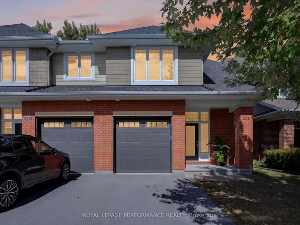 342 Kilspindie Rdg, Ottawa, ON K2J 6A4