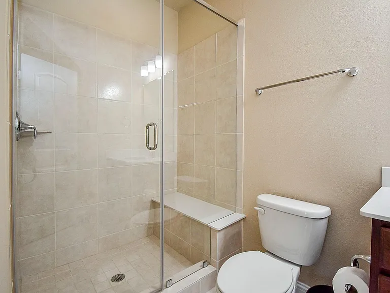 8413 Water Oak Pass Dr — Photo 18