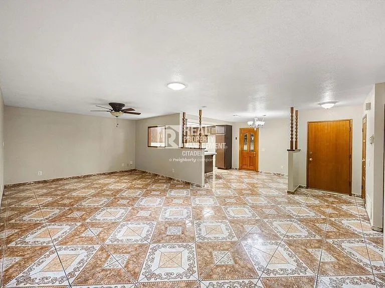 16653 Mallory Dr — Photo 26