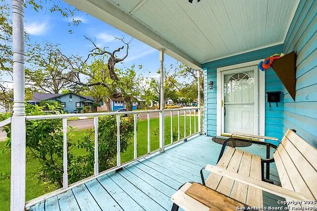 479 E Magnolia Ave — Photo 5