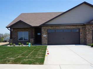 3100 Winter Garden Dr, Valparaiso, IN 46385
