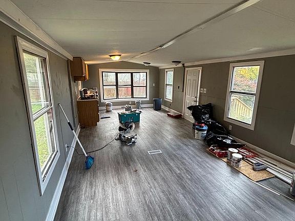 4th image of 7078 Slabtown Rd