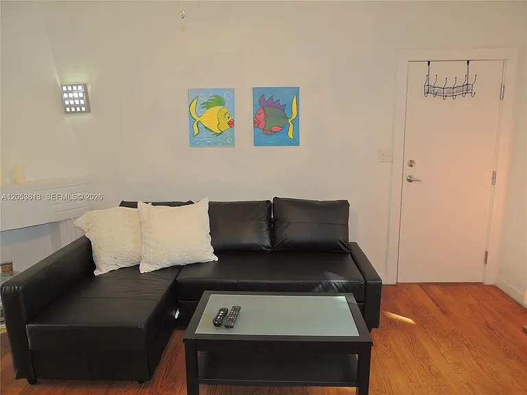 1215 Meridian Ave #8 — Photo 6