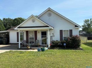 110 Saint Clair Dr, New Market, AL 35761