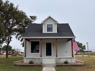 305 W Oneill Ave, Greeley, NE 68842