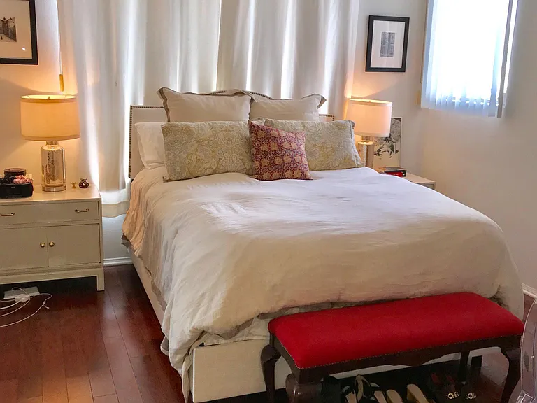 8349 Blackburn Ave #302 — Photo 144