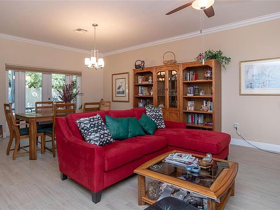 4th image of 757 Date Palm Ln