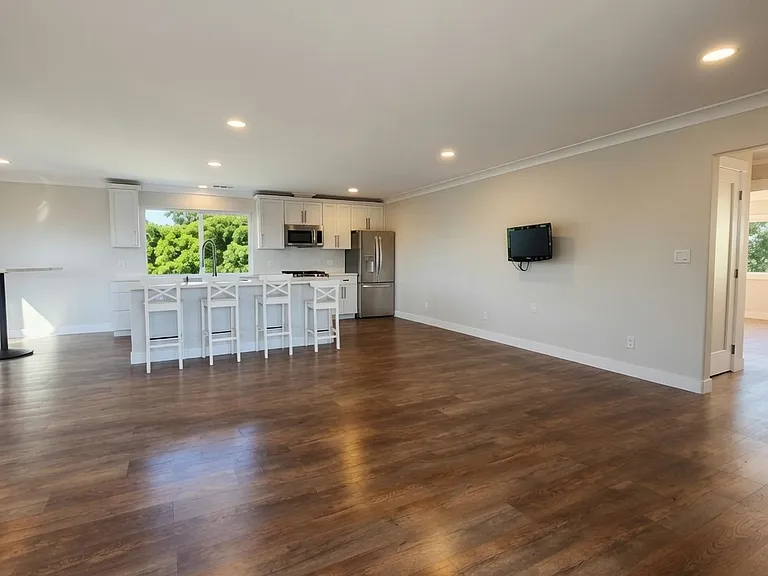 4037 Gros Ventre Ave — Photo 7