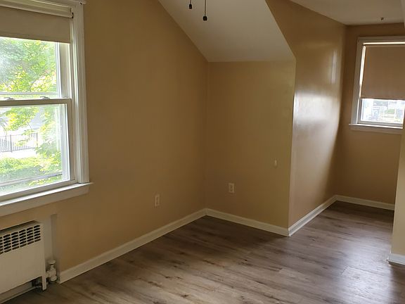 2nd image of 132 Schley St Floor 2