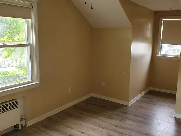 132 Schley St #2 — Photo 2